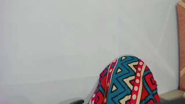 Amy Kobold3 online show from 11-30-25, 09:04