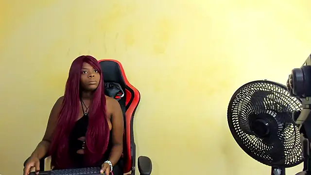 OliviaGarciaa online show from 11-30-25, 07:03