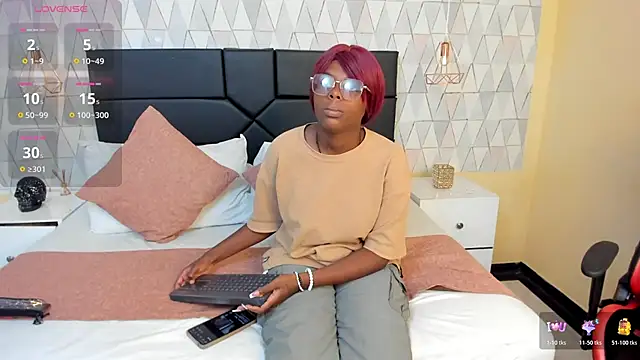 OliviaGarciaa online show from 11-20-25, 07:14