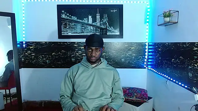 Snapshot of eebony_stallion chatting on 10-04-25, 03:08 eebony stallion online show from 10-04-25, 03:08