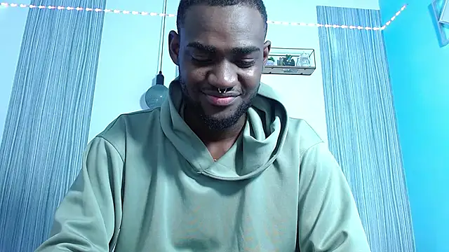 eebony stallion online show from 10-23-25, 03:16