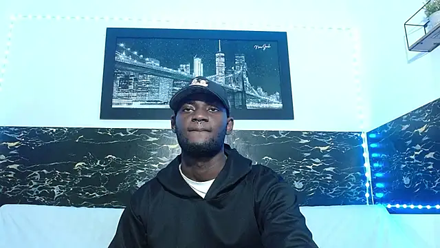 Snapshot of eebony_stallion chatting on 09-26-25, 03:24 eebony stallion online show from 09-26-25, 03:24