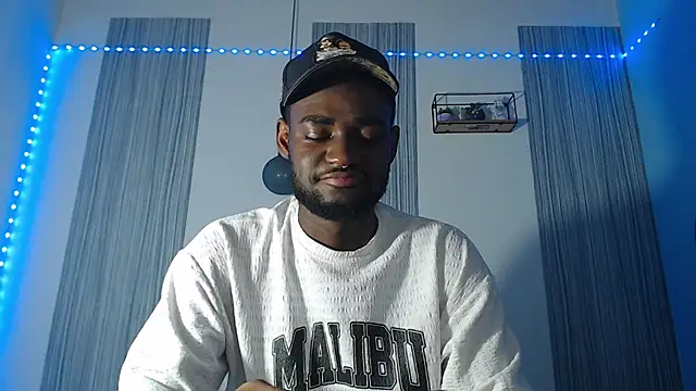 Snapshot of eebony_stallion chatting on 02-02-26, 06:29 eebony stallion online show from 02-02-26, 06:29