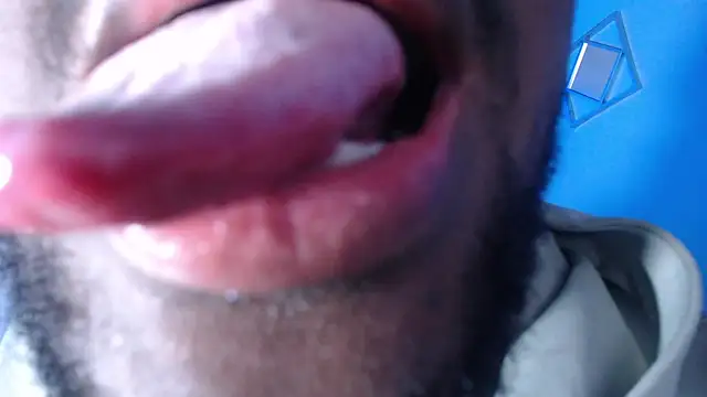 Snapshot of eebony_stallion chatting on 02-18-26, 03:04 eebony stallion online show from 02-18-26, 03:04