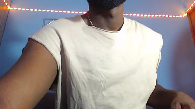 Snapshot of eebony_stallion chatting on 02-27-26, 03:07 eebony stallion online show from 02-27-26, 03:07