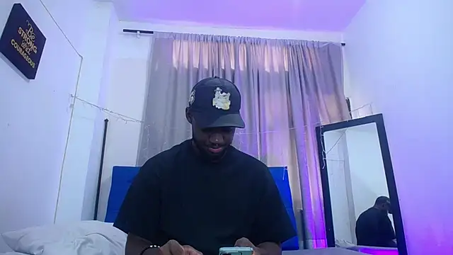 Snapshot of eebony_stallion chatting on 06-02-26, 07:36 eebony stallion online show from 06-02-26, 07:36