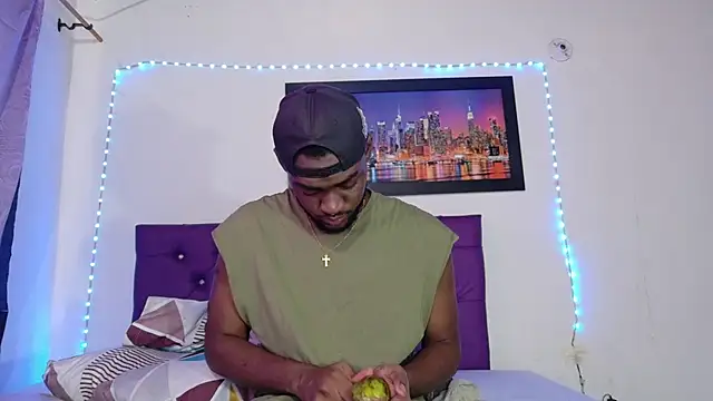 Snapshot of eebony_stallion chatting on 04-30-26, 07:54 eebony stallion online show from 04-30-26, 07:54
