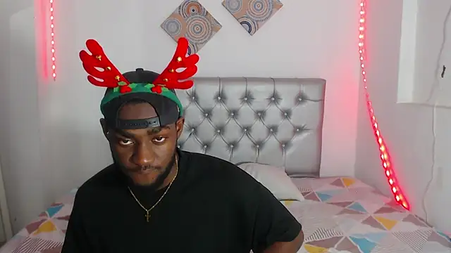 eebony stallion online show from 12-03-25, 06:18