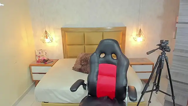 MELISSAROUGE online show from 11-20-25, 07:36