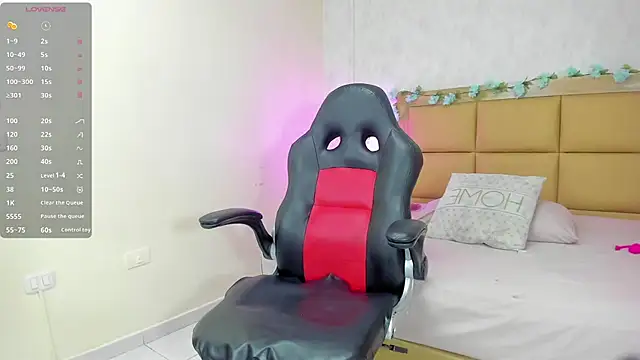 Snapshot of MELISSAROUGE chatting on 02-04-26, 07:42 MELISSAROUGE online show from 02-04-26, 07:42