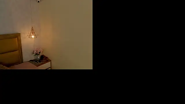 MELISSAROUGE online show from 06-25-26, 07:30