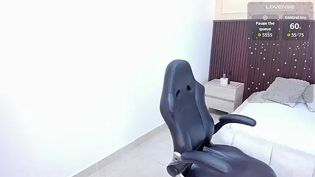 MELISSAROUGE online show from 06-12-26, 07:22