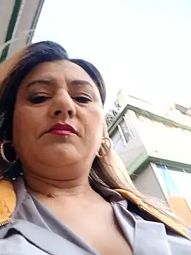 Nataly Foley online show from 10-30-25, 11:41