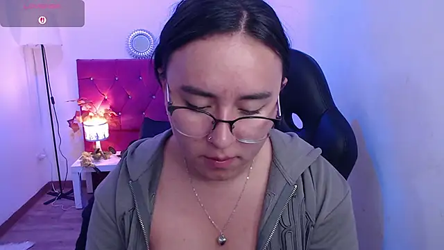 SashaGrey   online show from 09-17-25, 01:02