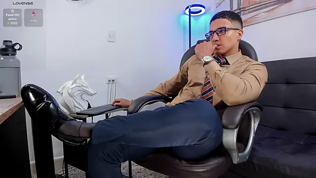 Dash Bukoski online show from 11-04-25, 12:53