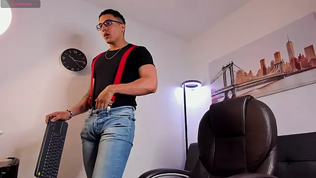 Dash Bukoski online show from 12-20-25, 03:04