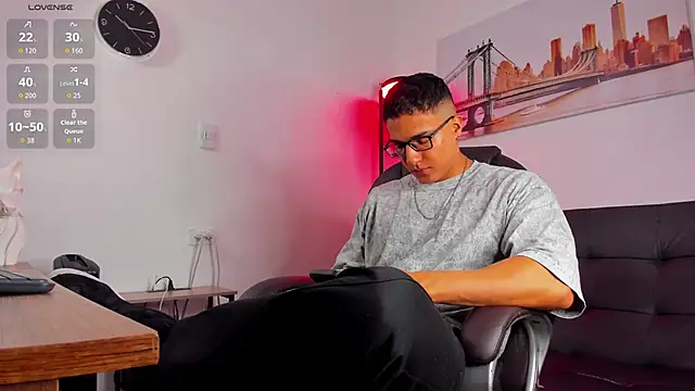 Snapshot of Dash_Bukoski chatting on 01-18-26, 02:53 Dash Bukoski online show from 01-18-26, 02:53