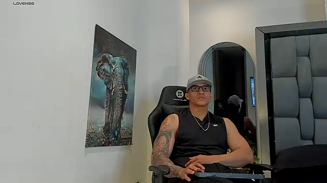 Snapshot of Dash_Bukoski chatting on 02-19-26, 11:40 Dash Bukoski online show from 02-19-26, 11:40