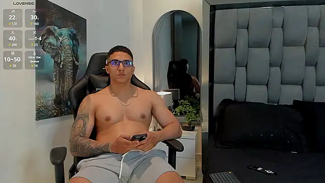 Snapshot of Dash_Bukoski chatting on 02-21-26, 02:52 Dash Bukoski online show from 02-21-26, 02:52