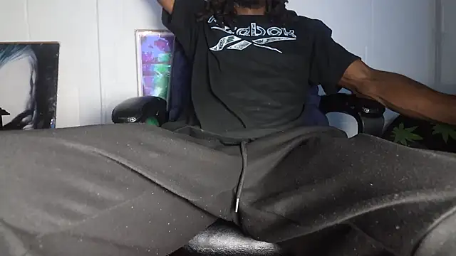 Snapshot of zaddytrey chatting on 07-11-26, 07:25 zaddytrey online show from 07-11-26, 07:25