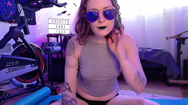 mistressannafoxx online show from 04-07-26, 12:12