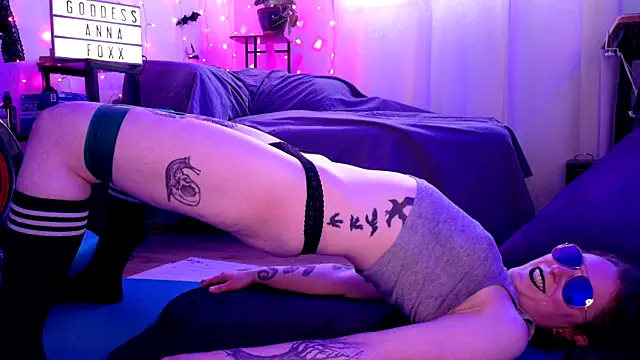 mistressannafoxx online show from 03-11-26, 12:15