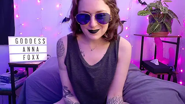 mistressannafoxx online show from 04-10-26, 09:11