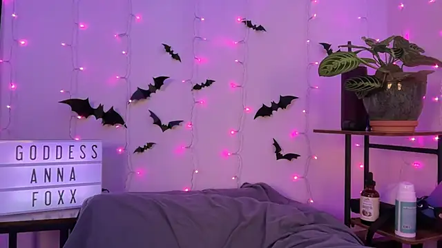 mistressannafoxx online show from 11-17-25, 06:23