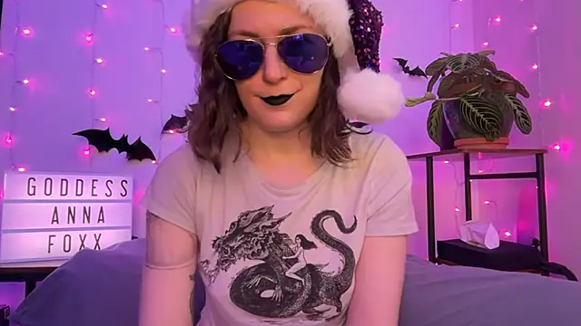 mistressannafoxx online show from 12-19-25, 09:50