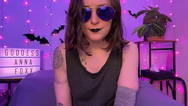 mistressannafoxx online show from 12-18-25, 10:02