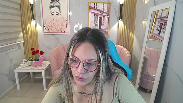 Jade Jones a online show from 11-28-25, 03:39