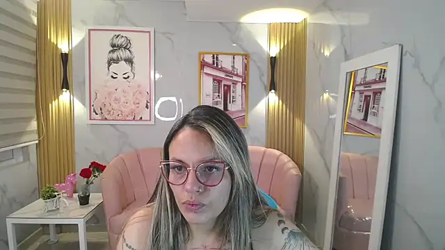 Jade Jones a online show from 11-05-25, 03:31