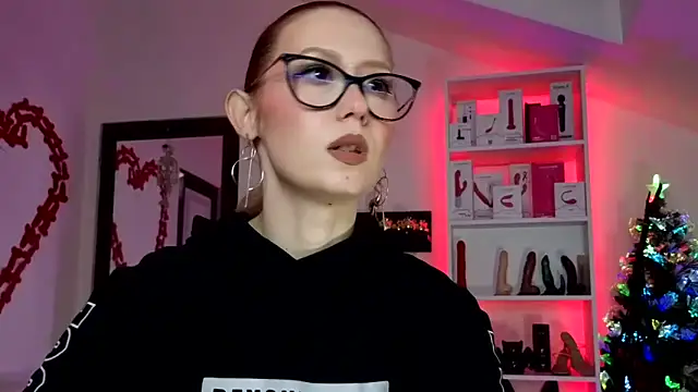 kulteacher online show from 10-21-25, 08:25