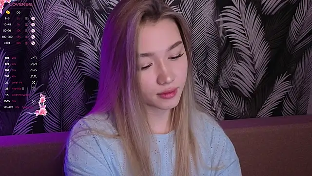 Yuki Star online show from 11-14-25, 03:48