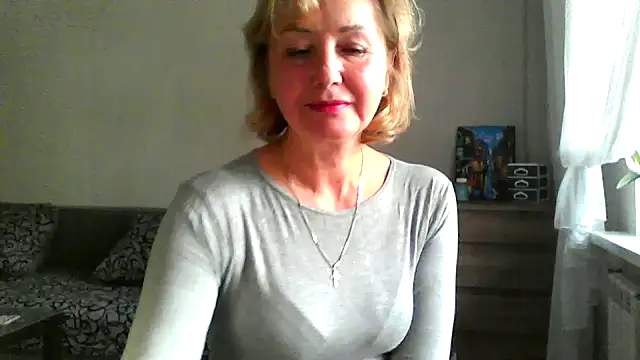 IrynaMolbertx online show from 10-11-25, 08:04