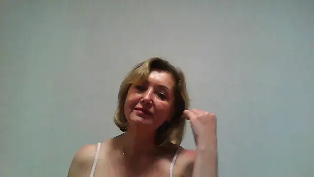 IrynaMolbertx online show from 10-21-25, 07:02