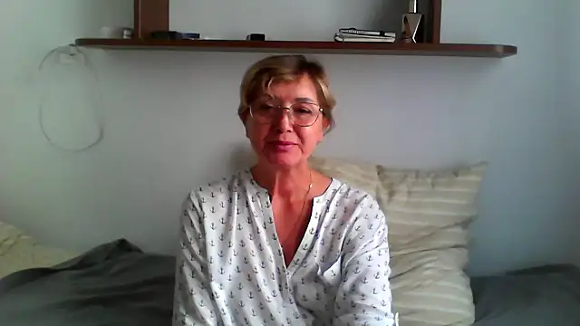 IrynaMolbertx online show from 09-22-25, 01:39