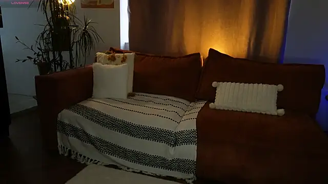 Eva Zill online show from 11-16-25, 09:25