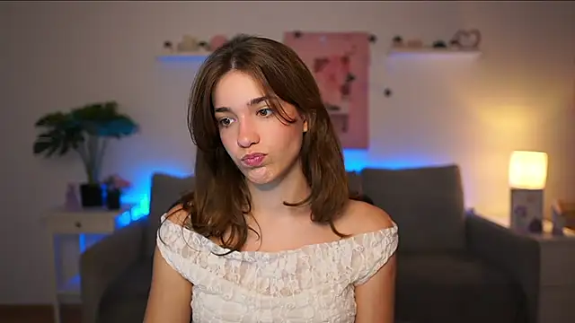 kissie cat online show from 10-03-25, 01:23