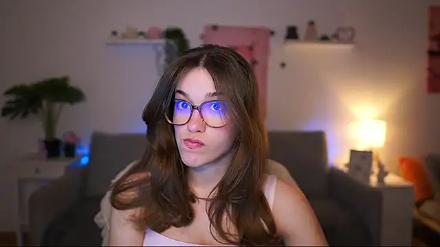 kissie cat online show from 03-24-26, 02:28