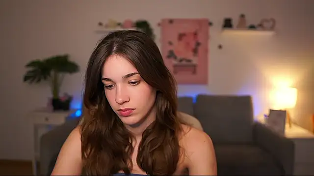 kissie cat online show from 04-20-26, 01:13