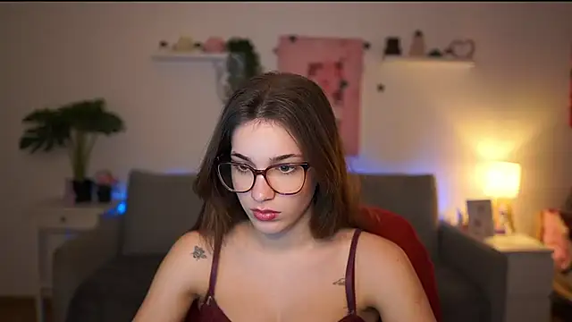 kissie cat online show from 02-13-26, 02:17