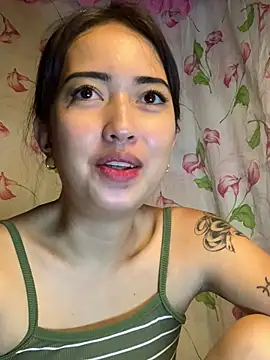Snapshot of Soft_Angel8 chatting on 06-15-26, 06:24 Soft Angel8 online show from 06-15-26, 06:24