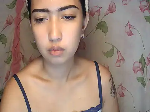 Snapshot of Soft_Angel8 chatting on 07-06-26, 04:30 Soft Angel8 online show from 07-06-26, 04:30