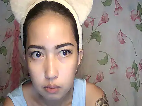 Snapshot of Soft_Angel8 chatting on 07-08-26, 10:05 Soft Angel8 online show from 07-08-26, 10:05