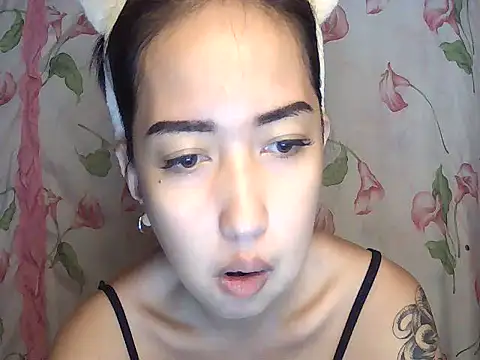 Snapshot of Soft_Angel8 chatting on 07-18-26, 10:24 Soft Angel8 online show from 07-18-26, 10:24