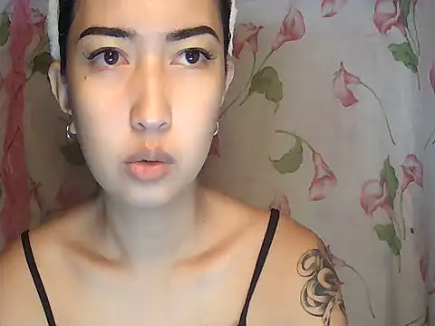 Snapshot of Soft_Angel8 chatting on 07-23-26, 10:56 Soft Angel8 online show from 07-23-26, 10:56