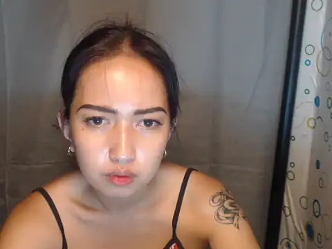 Snapshot of Soft_Angel8 chatting on 05-22-26, 06:06 Soft Angel8 online show from 05-22-26, 06:06