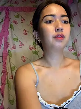 Snapshot of Soft_Angel8 chatting on 06-10-26, 06:20 Soft Angel8 online show from 06-10-26, 06:20