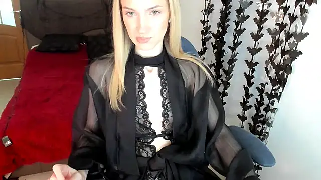 Snapshot of AndrianaBelle chatting on 10-13-25, 03:24 AndrianaBelle online show from 10-13-25, 03:24